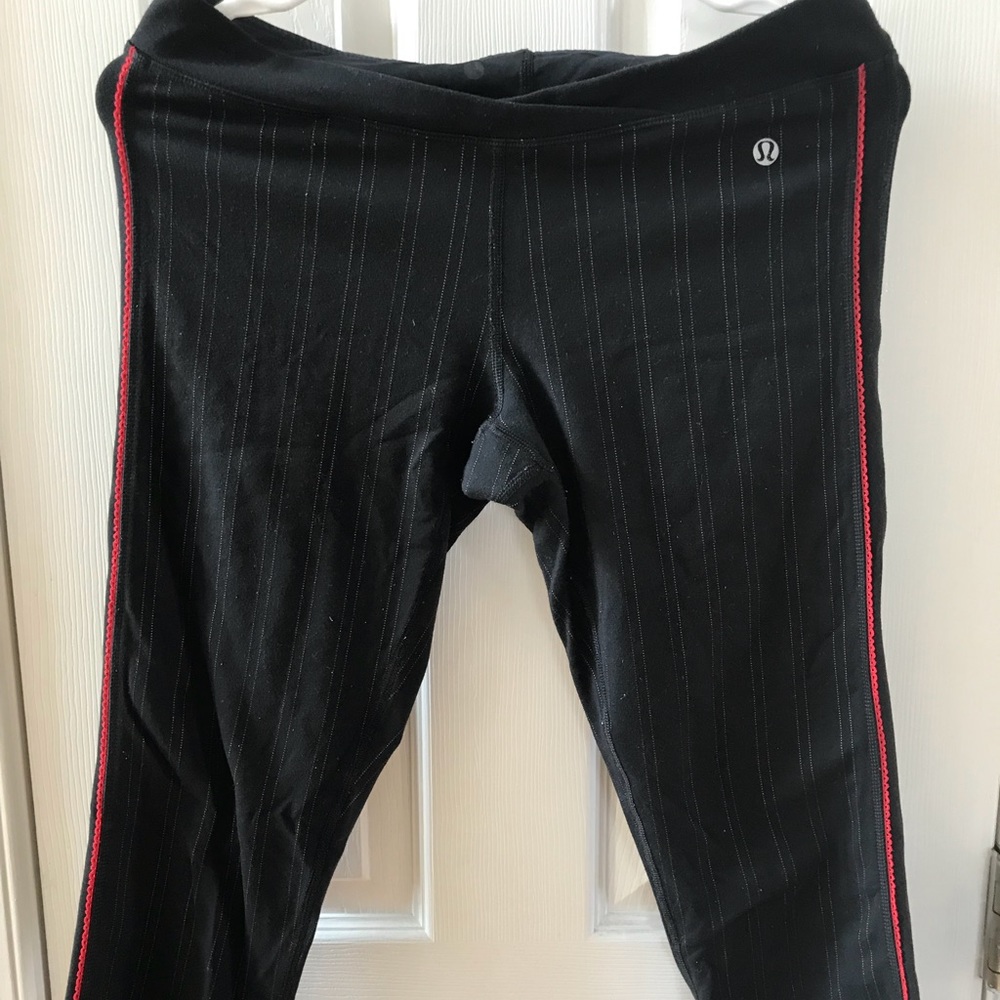 Lululemon pinstripe crop